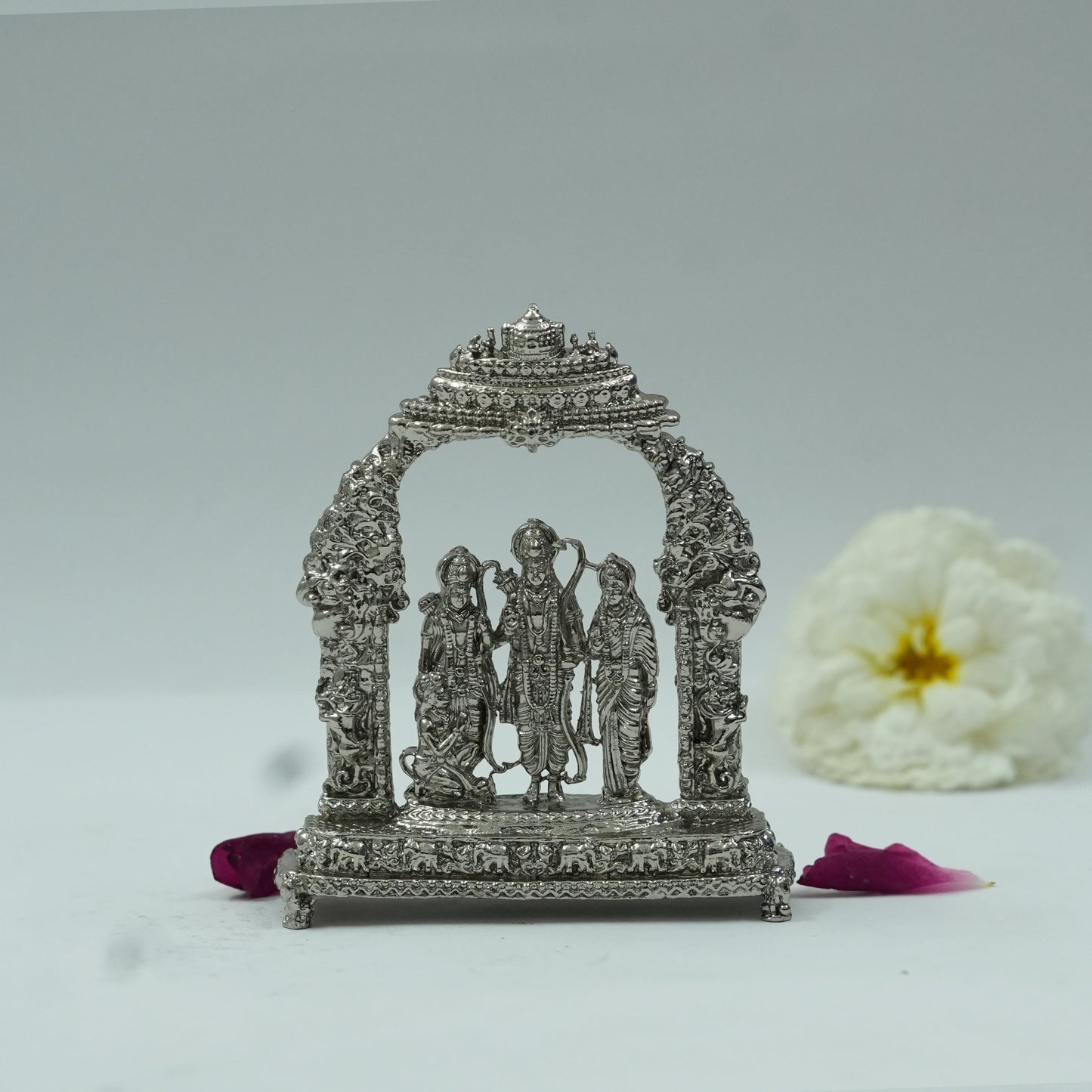 Ram Darbar Idol with Ornate Arch – Handcrafted Shri Ram, Sita, Lakshman & Hanuman Murti