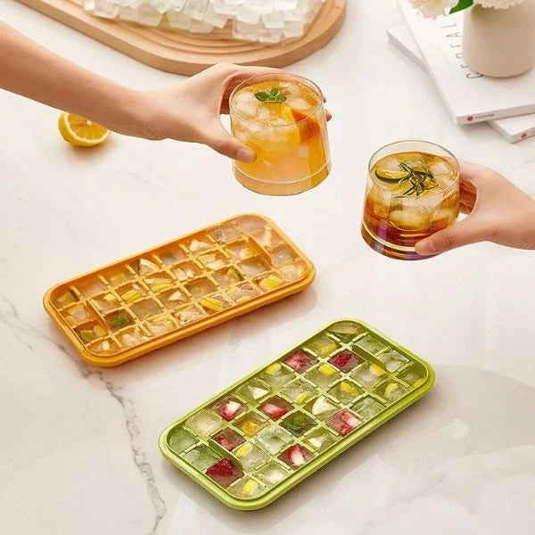 ChillMate™ – 2-Layer Ice Cube Tray with Scoop | Easy Demolding | 64 Cubes in One Go
