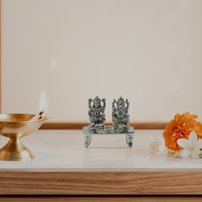 Lakshmi Ganesha Idol Set – Handcrafted Prosperity & Wisdom Murti for Pooja & Gifting