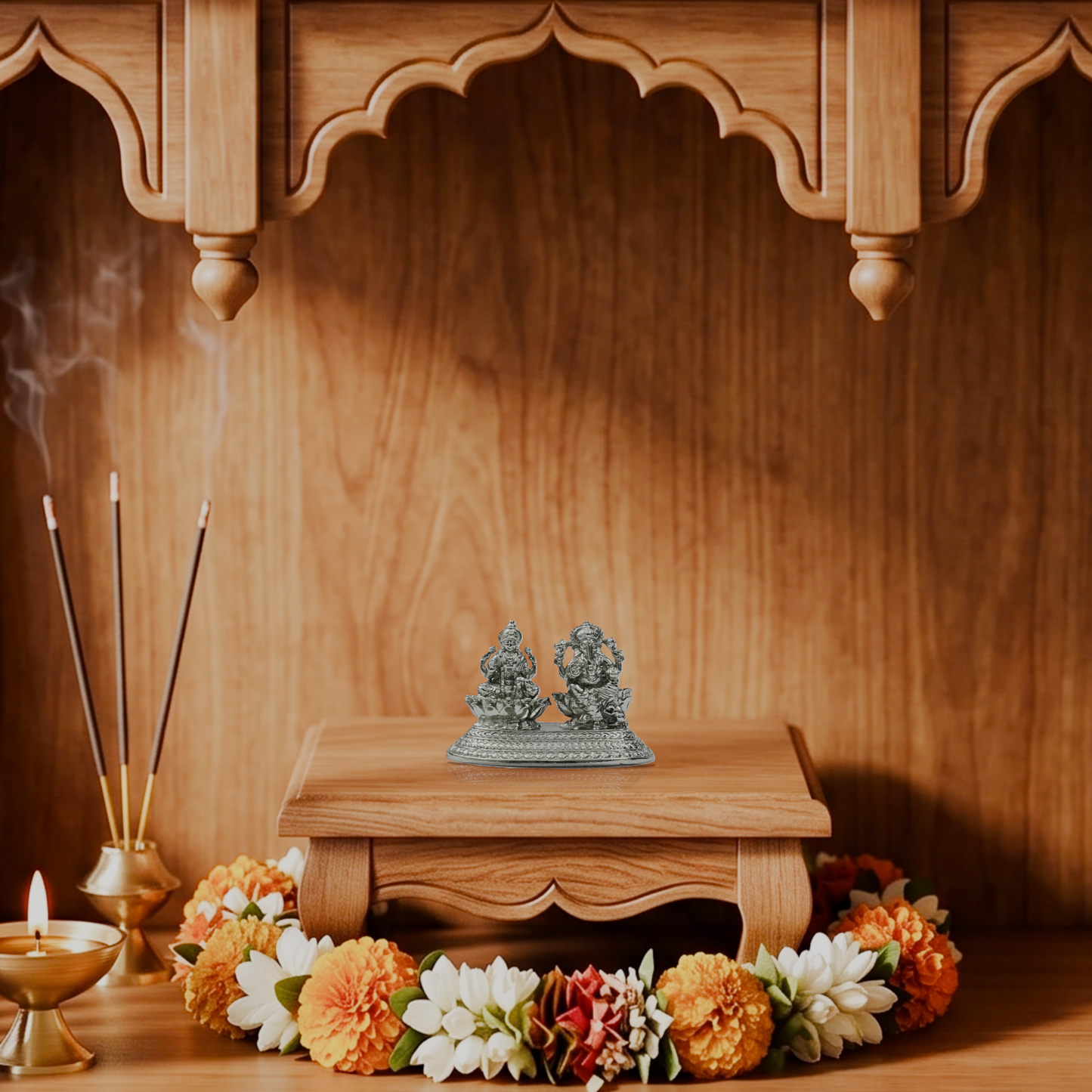 Brass Lakshmi Ganesh Idol in Silver Finish – Auspicious Home Décor & Gifting