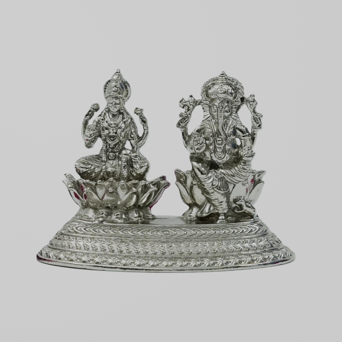 Brass Lakshmi Ganesh Idol in Silver Finish – Auspicious Home Décor & Gifting