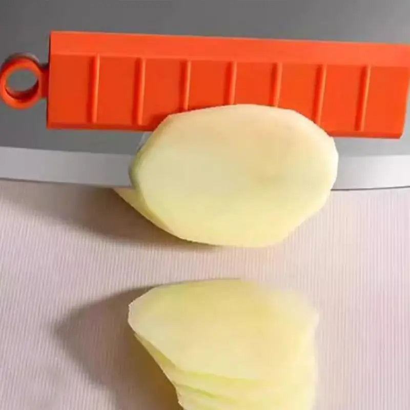 MagniBlade Pro - Magnet Cutting Non-Stick Knife Tool