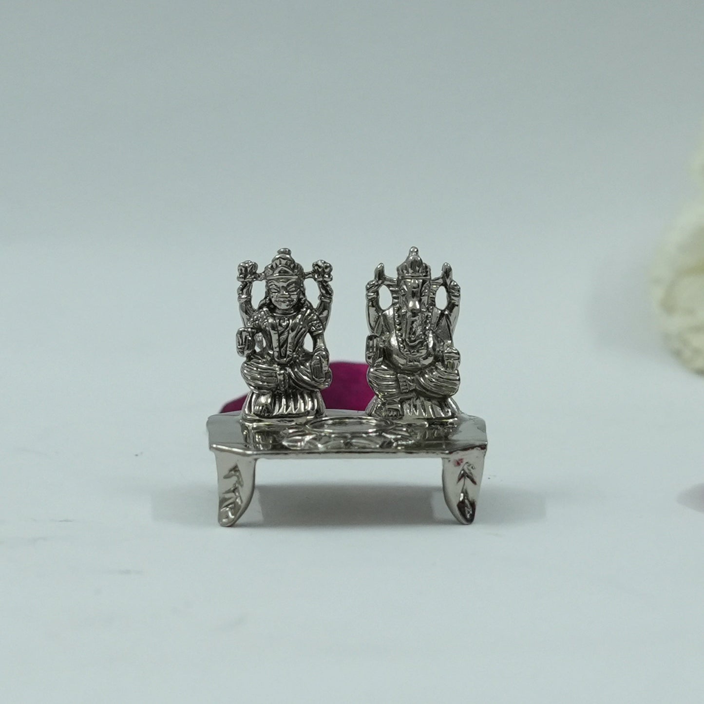 Lakshmi Ganesha Idol Set – Handcrafted Prosperity & Wisdom Murti for Pooja & Gifting