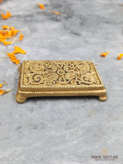 Mini‑Stature Brass Pooja Chowki
