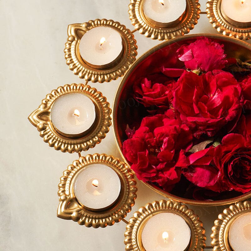 Aesthetic Floral Urli With Diya