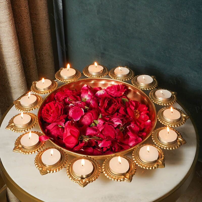 Aesthetic Floral Urli With Diya