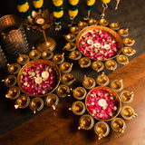 Aesthetic Floral Urli With Diya