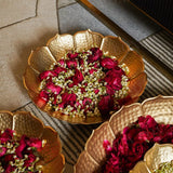 Decorative Scallop Golden Urli