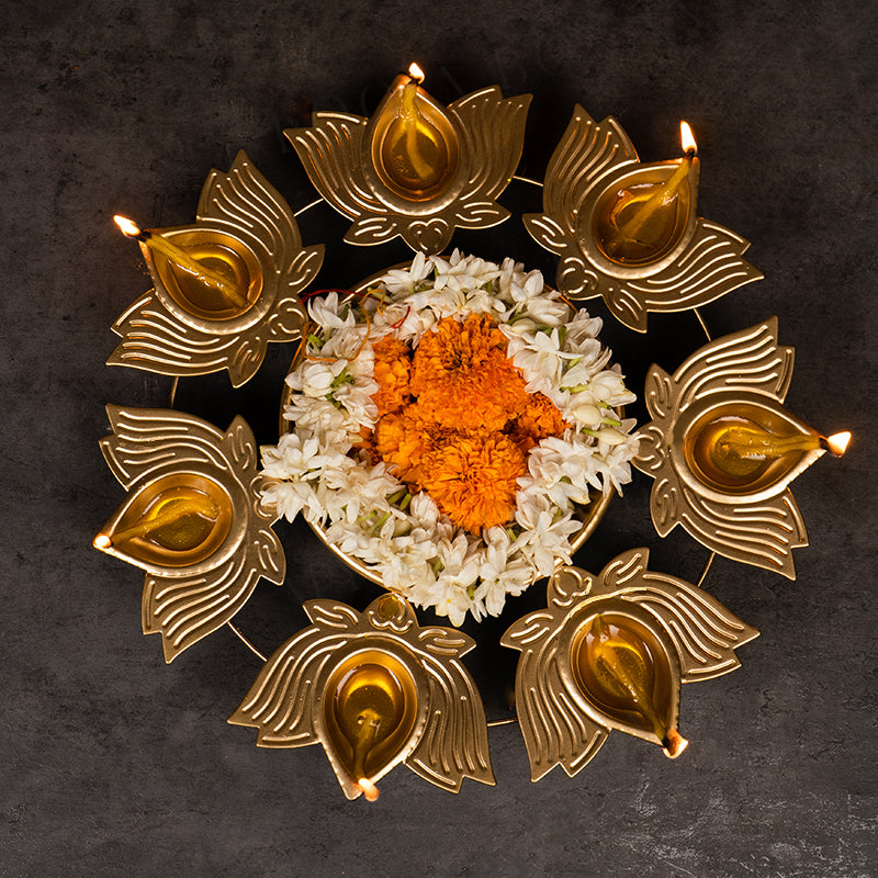 Astounding Lotus Diya Urli