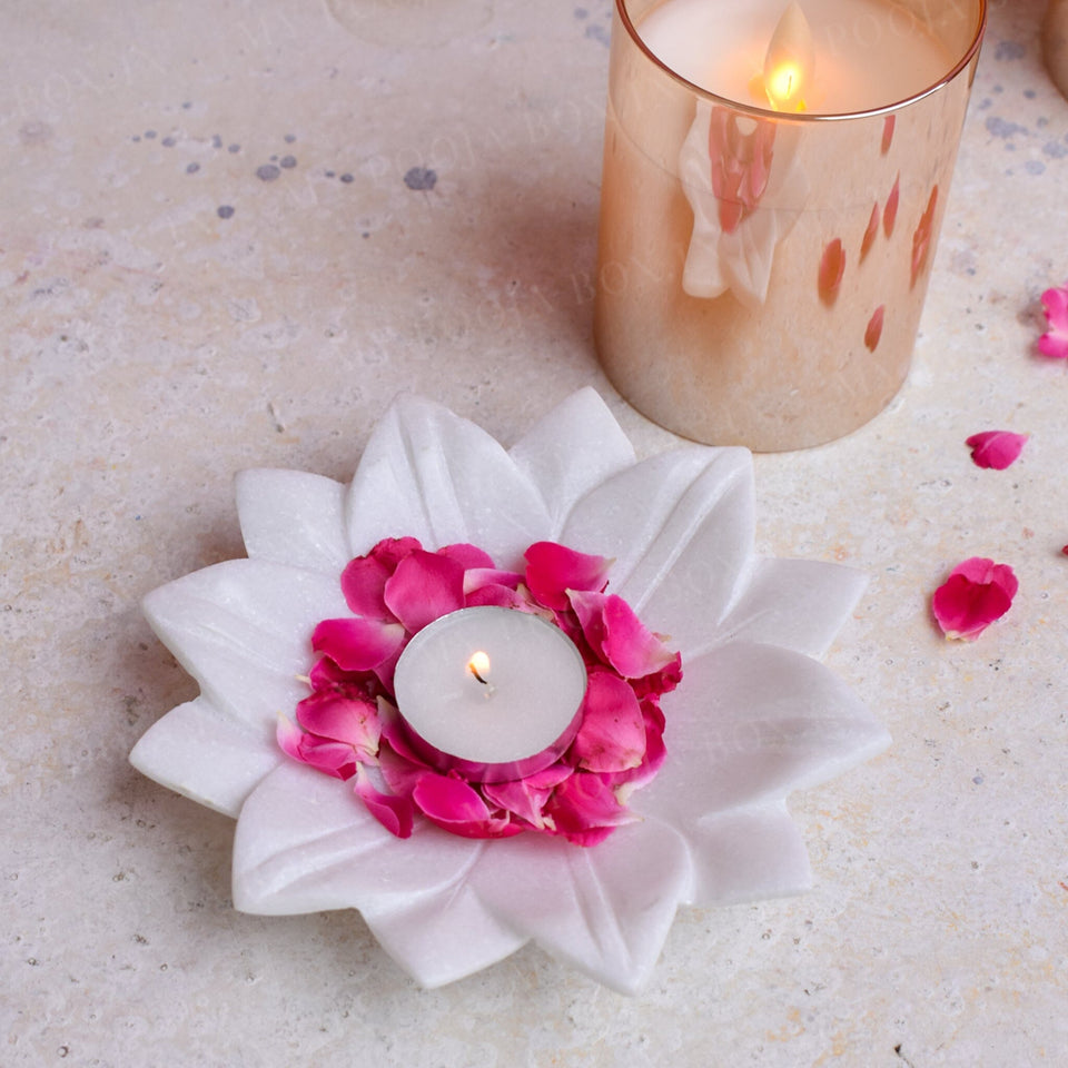 Exquisite Floral Marble Urli