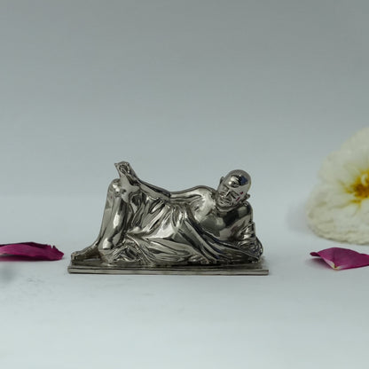Neem Karoli Baba Idol in Silver Finish| Guru Ji Murti for Home, Office