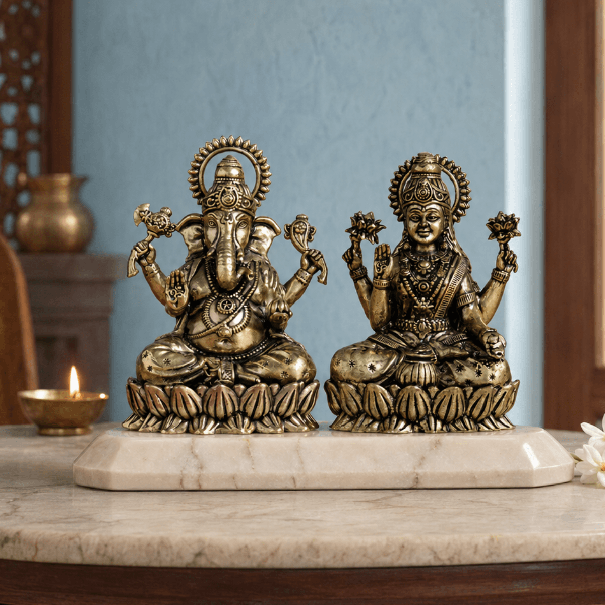 Brass Lakshmi Ganesh Murti On Lotus (3 Inch)