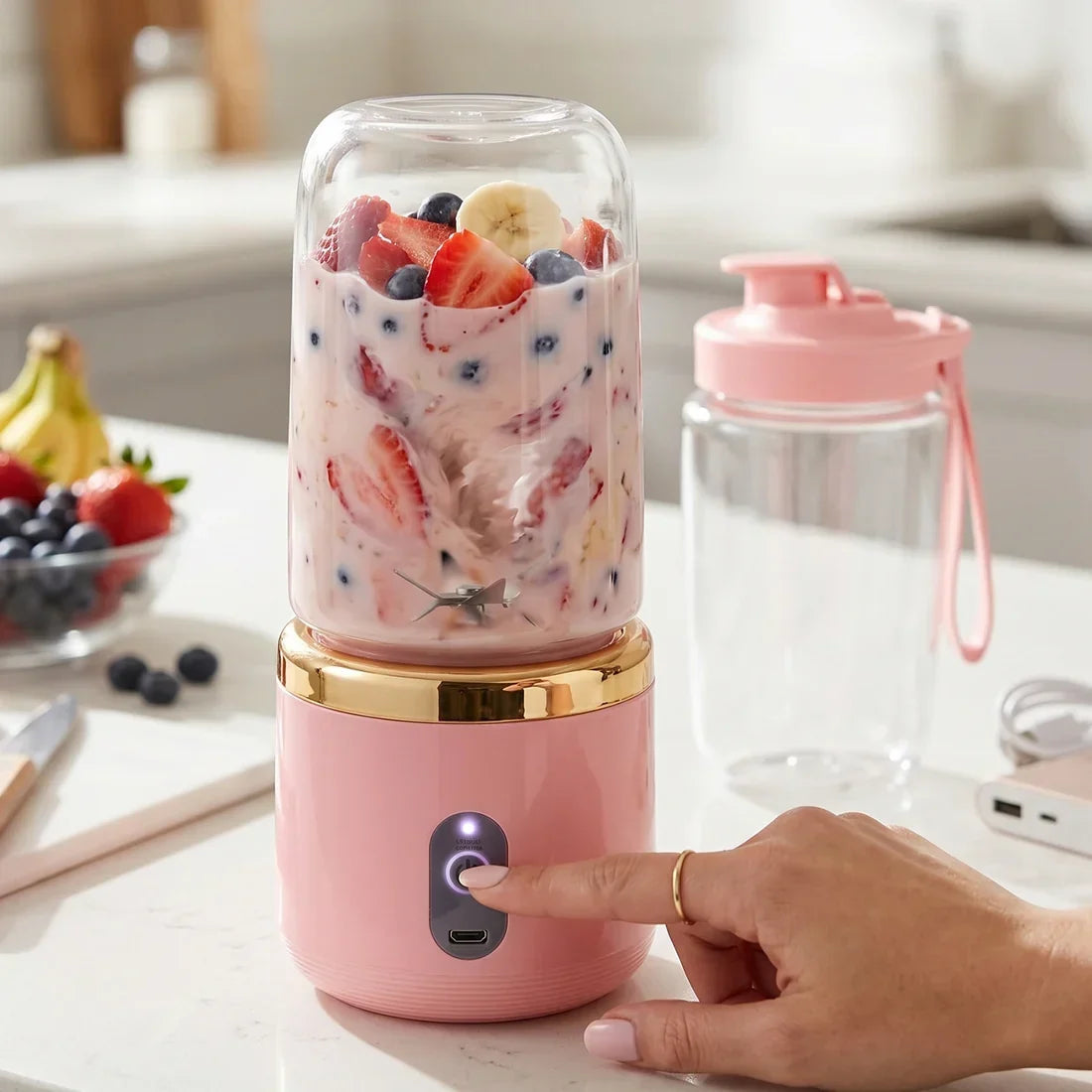 Portable Electric Juicer – Cordless & USB Rechargeable For On-The-Go