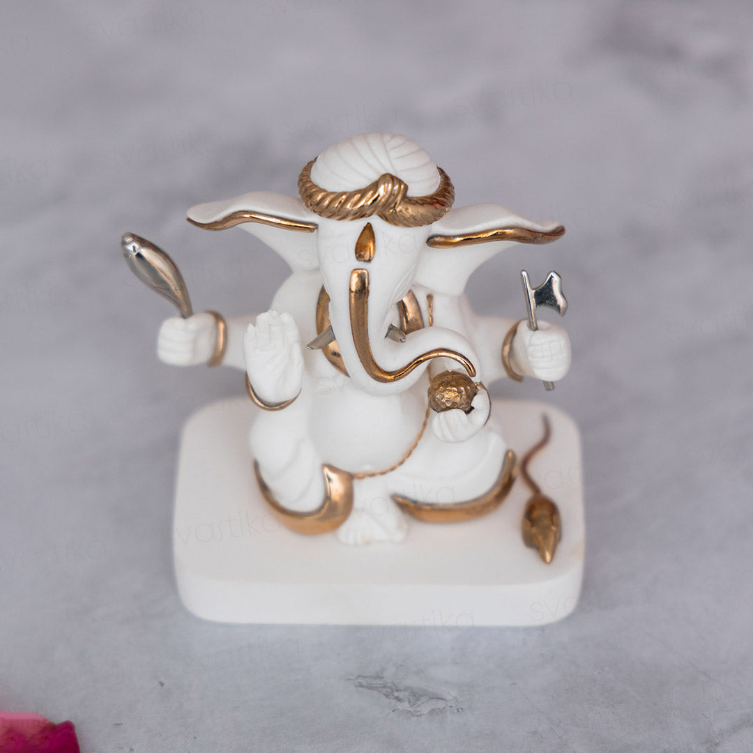 Kaan Ganesh Idol – The Divine Listener
