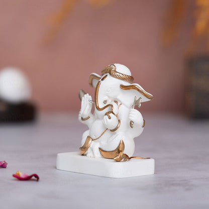 Kaan Ganesh Idol – The Divine Listener
