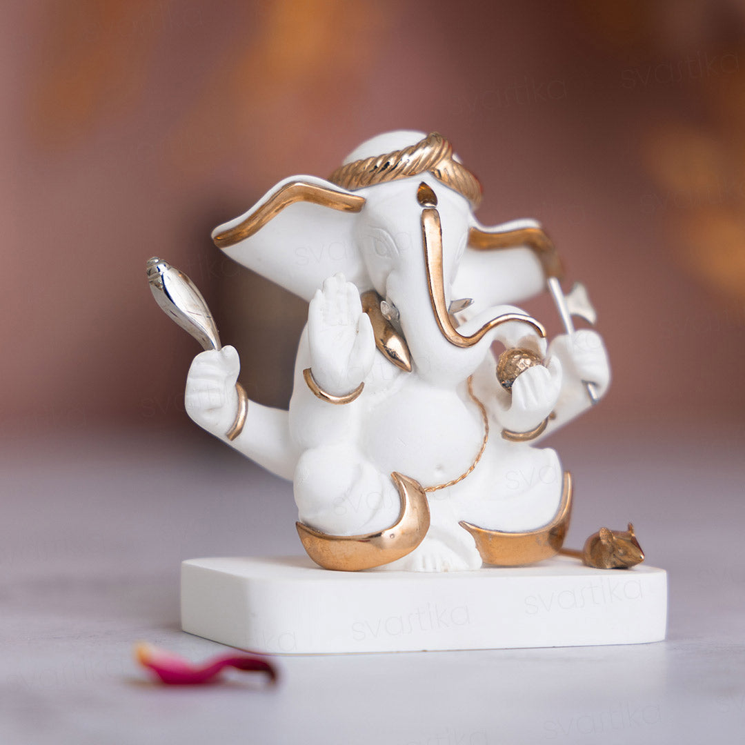 Kaan Ganesh Idol – The Divine Listener