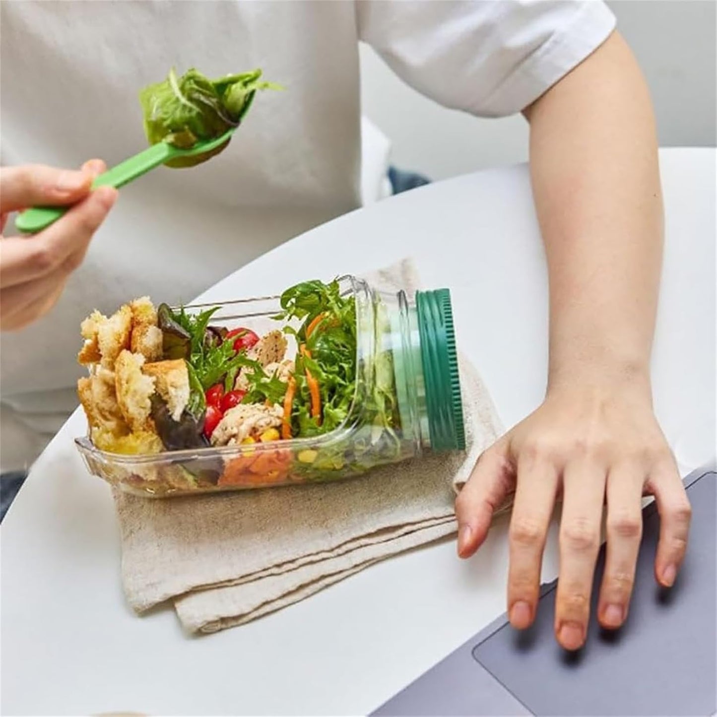 Portable Salad Jar with Sauce Cup