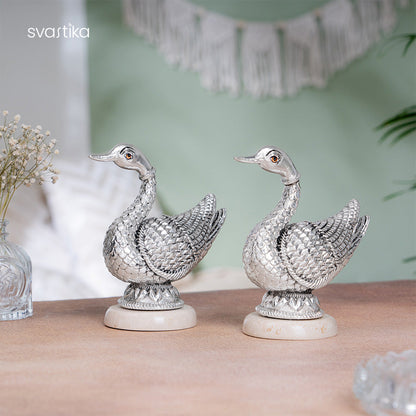 Swan of Serenity – Silver Plated Decor (6 Inch)