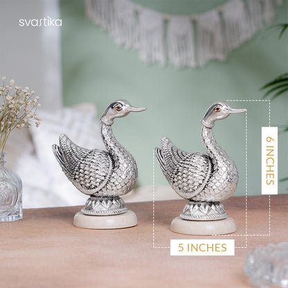 Swan of Serenity – Silver Plated Decor (6 Inch)