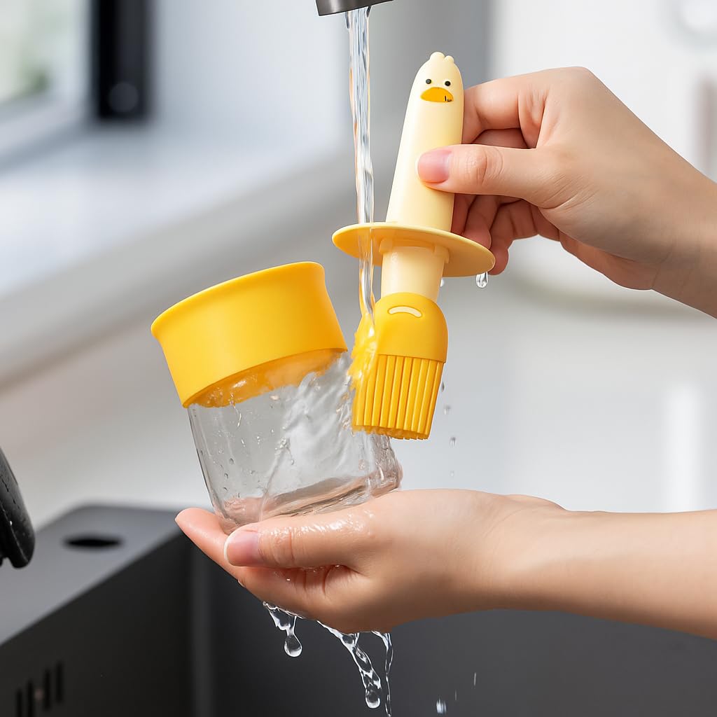 Cute Duck Design Oil Dispenser with Silicone Brush