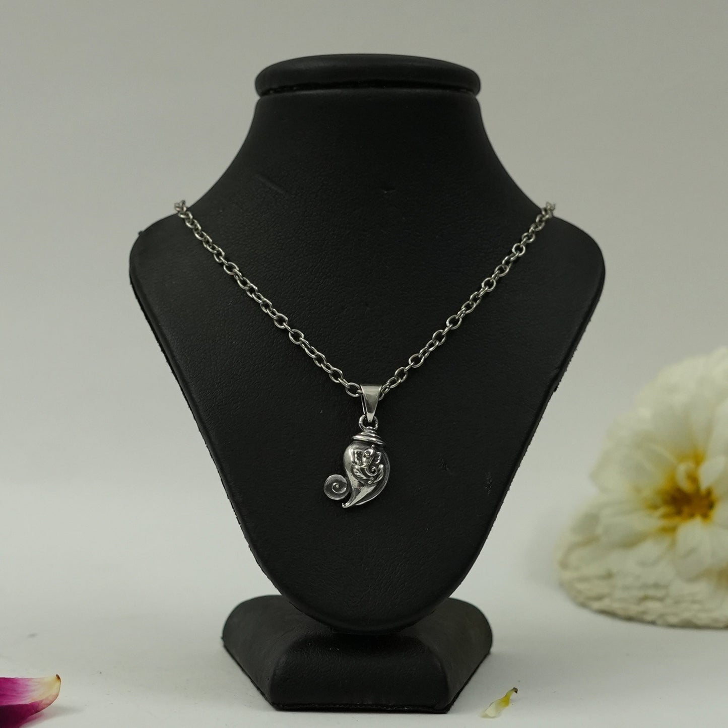 Lord Ganesha Om Artistic Pendant | Spiritual Ganpati Locket | Pendant Only