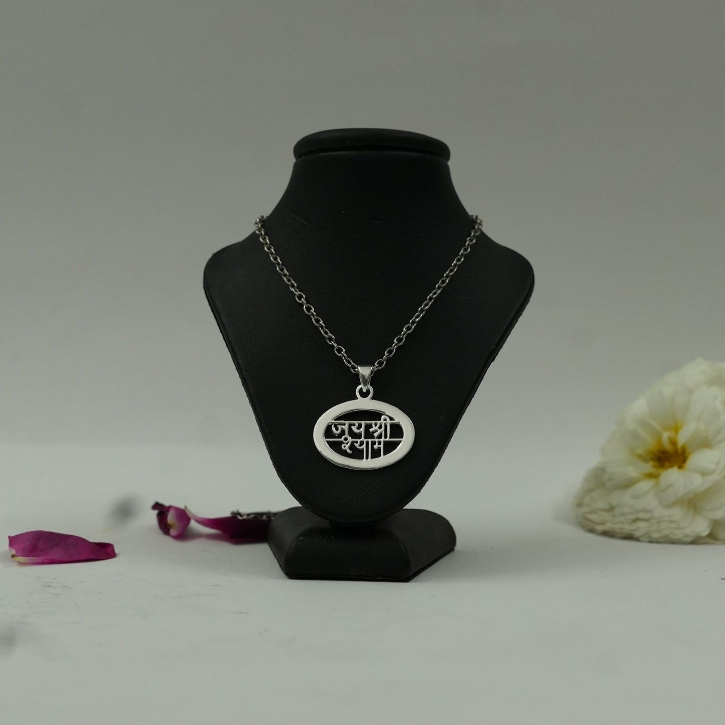 Jai Shree Shyam Pendant – Sacred Khatu Shyam Ji Devotional Pendant for Blessings, Protection & Faith