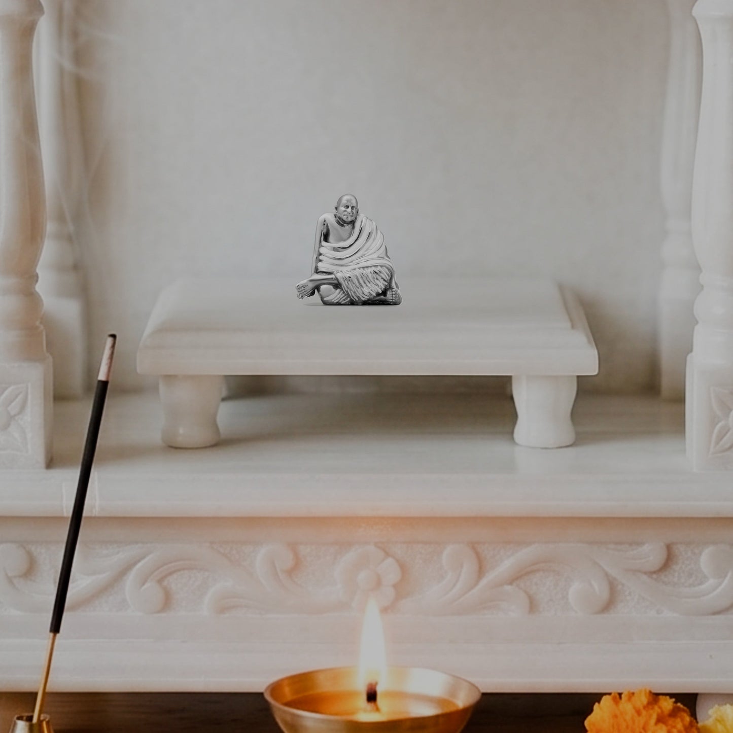 Neem Karoli Baba Idol | Divine Guru Ji Murti for Home, Office & Meditation