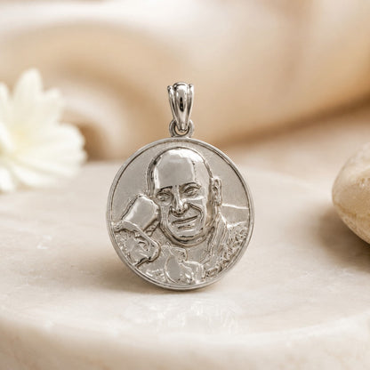 Shukrana Guru Ji Pendant | Bade Mandir Guru Ji Brass Pendant with Silver Finish