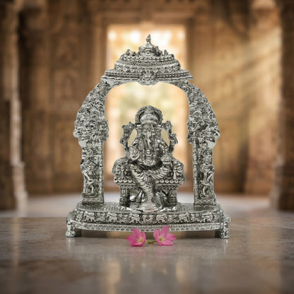 Divine Lord Ganesha Idol with Ornate Arch – Handcrafted Vighnaharta Murti for Pooja & Gifting
