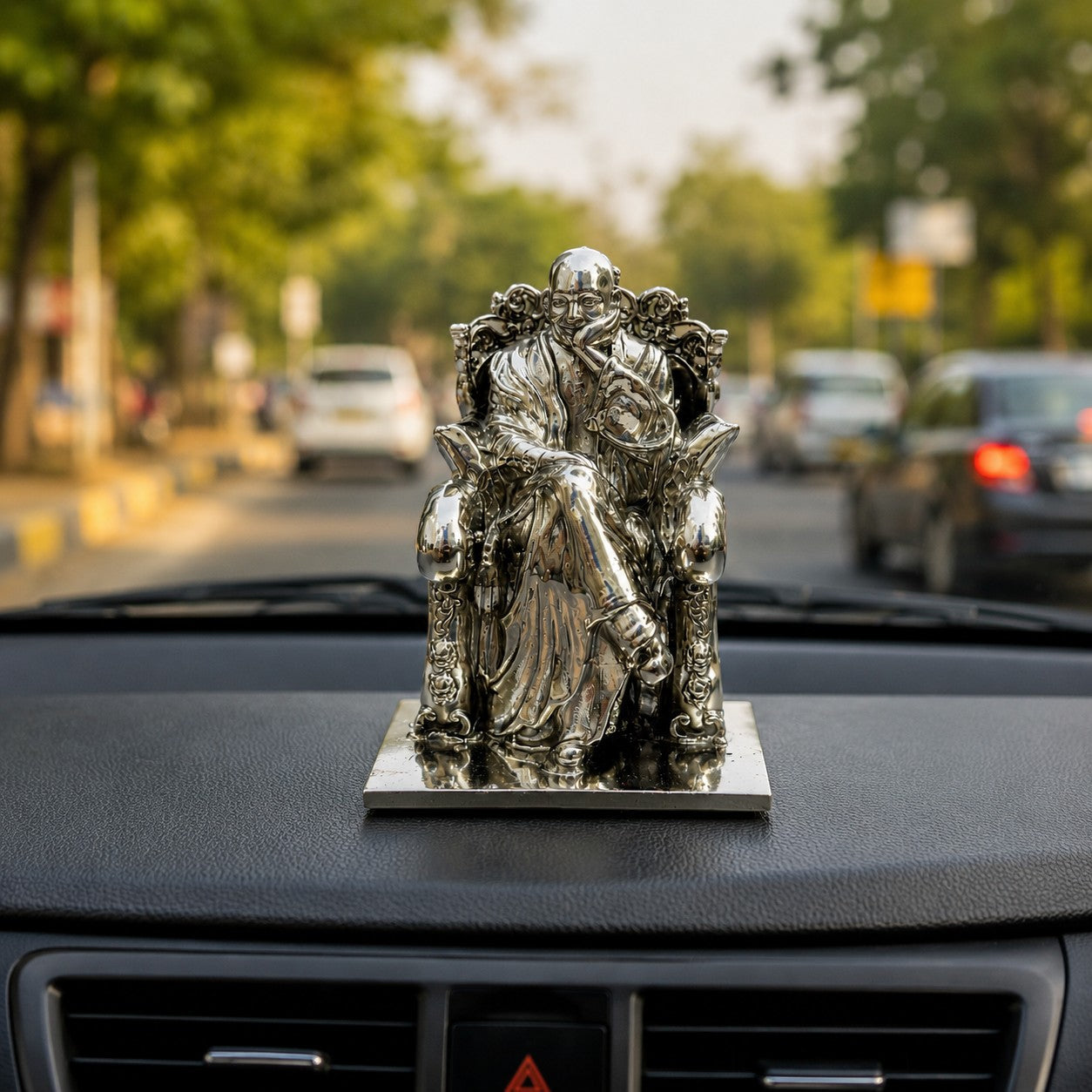 Guru Ji Bade Mandir Idol in Silver Finish | Shukrana Guruji Murti for Home, Office & Car Dashboard