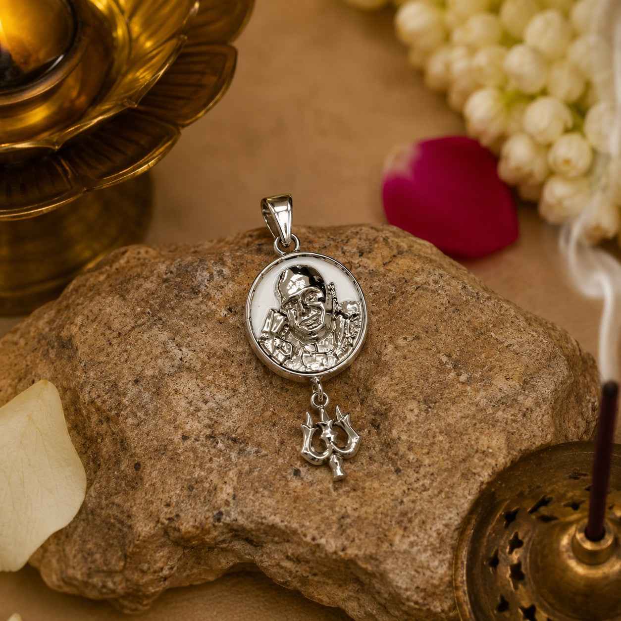 Shukrana Guru Ji Trishul Pendant | Bade Mandir Guru Ji Brass Pendant with Silver Finish