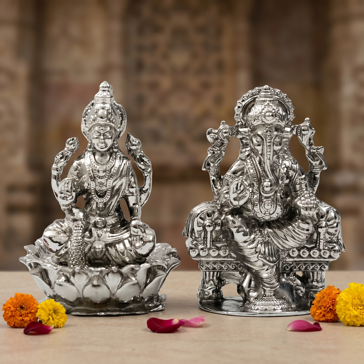 Lakshmi Ganesha Idol Set – Handcrafted Prosperity & Wisdom Murti for Pooja & Gifting