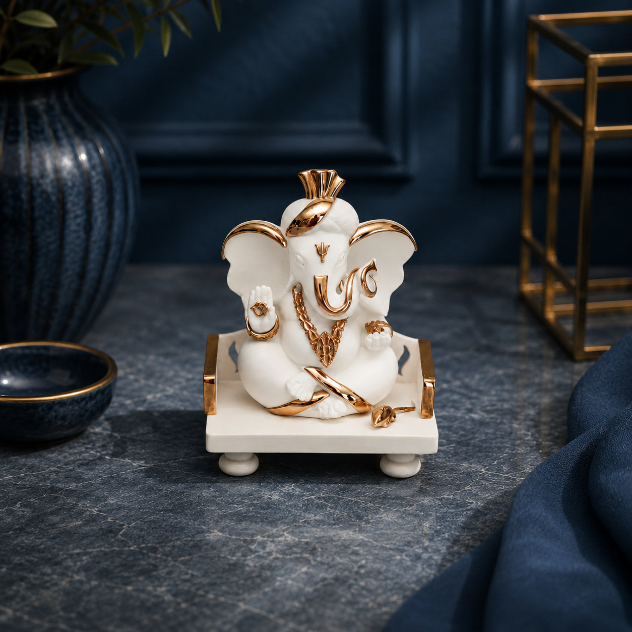 Ganesh Pagdi Idol in Divine Grace