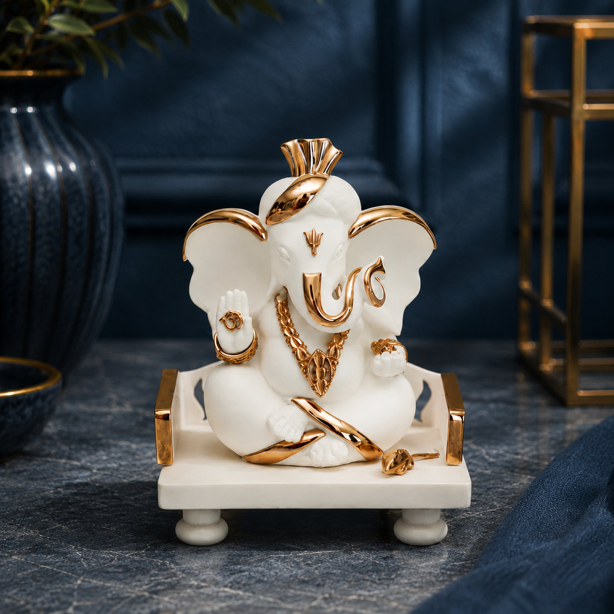 Ganesh Pagdi Idol in Divine Grace